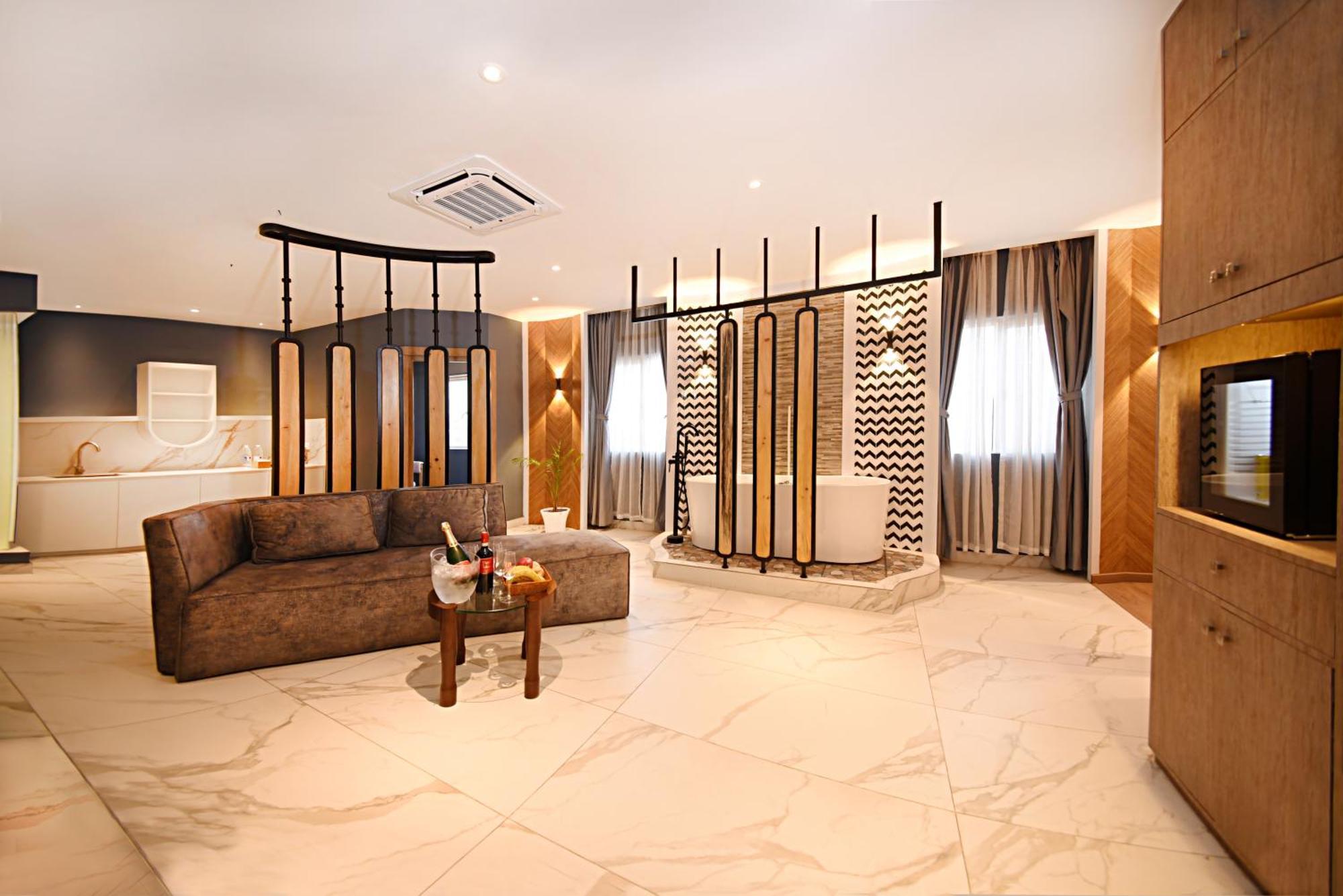 Daali Hotel & Apartment Катманду Экстерьер фото