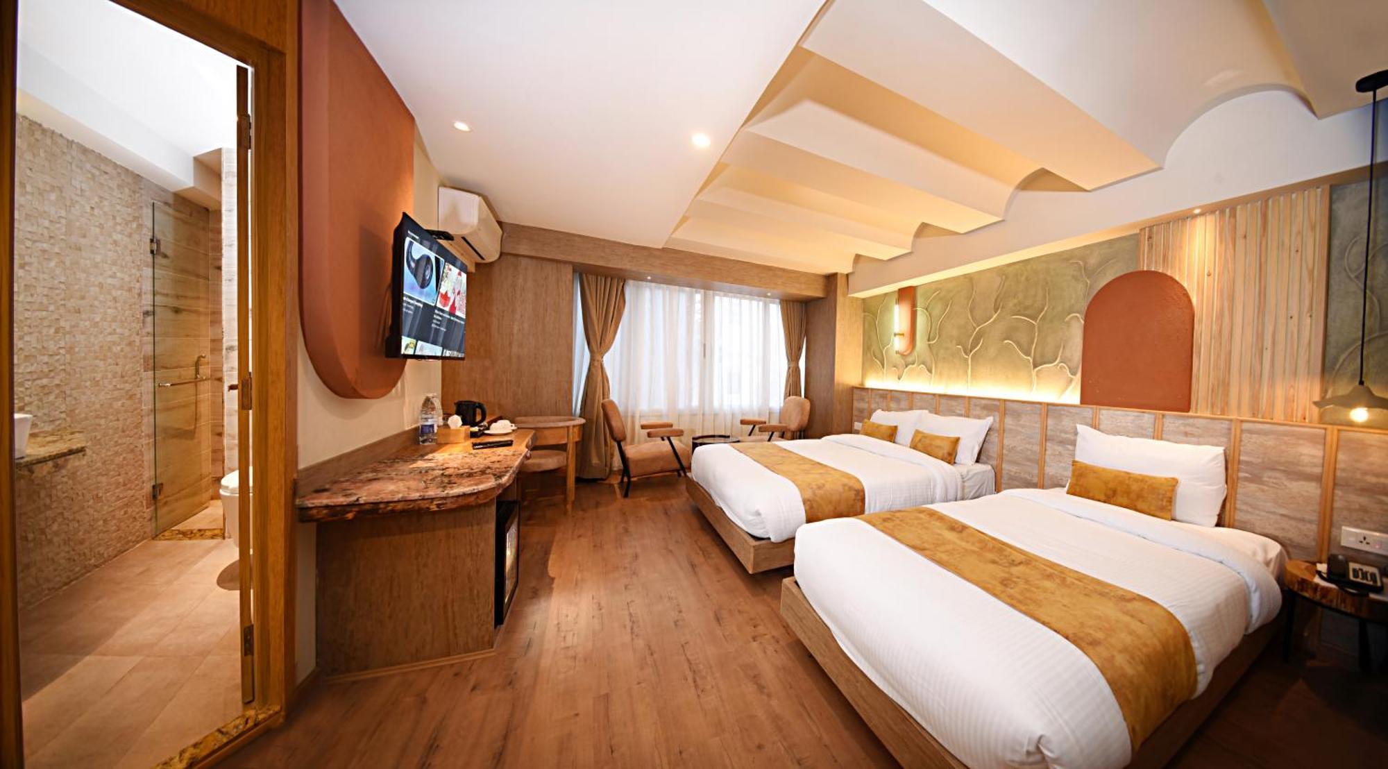 Daali Hotel & Apartment Катманду Экстерьер фото